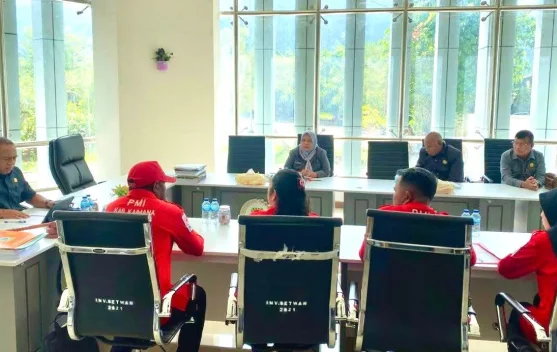 Komisi B DPRK Kaimana Bahas Kebutuhan Fasilitas PMI untuk Donor Darah