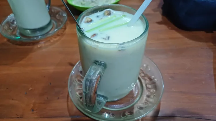 Minum Wedang Sujareh saat Sahur Tingkatkan Sistem Imun