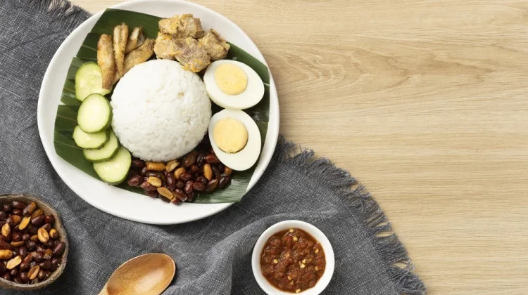 Keseimbangan Nutrisi Sahur Kunci Tubuh Bugar