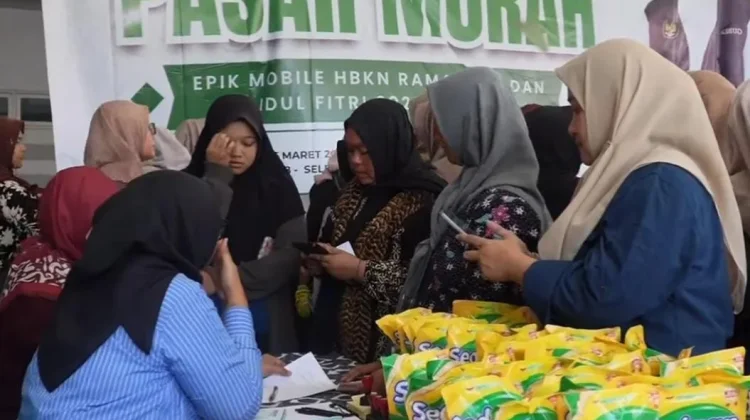 Warga Jombang Ramaikan Pasar Murah EPIK Mobile