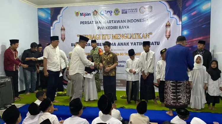 Santuni Anak Yatim, PWI Kediri Raya Pertegas Sisi Humanis Insan Pers