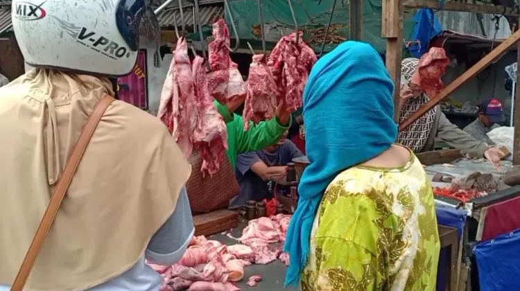 Menjelang Lebaran, Harga Daging di Jombang Tembus Rp120.000