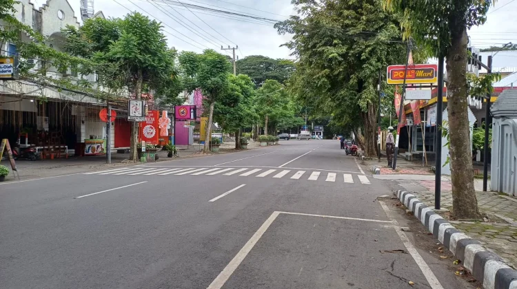 Hari Kedua Lebaran, Pusat Keramaian Kota Kediri Masih Sepi