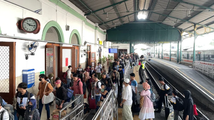 Mobilitas Arus Balik Lebaran di Daop 7 Madiun masih Tinggi