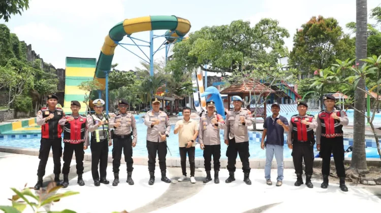 Kapolres Kediri Cek Fasilitas Keselamatan di Area Wisata