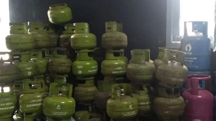 Warga Jombang Mulai Keluhkan Kelangkaan LPG 3 Kg