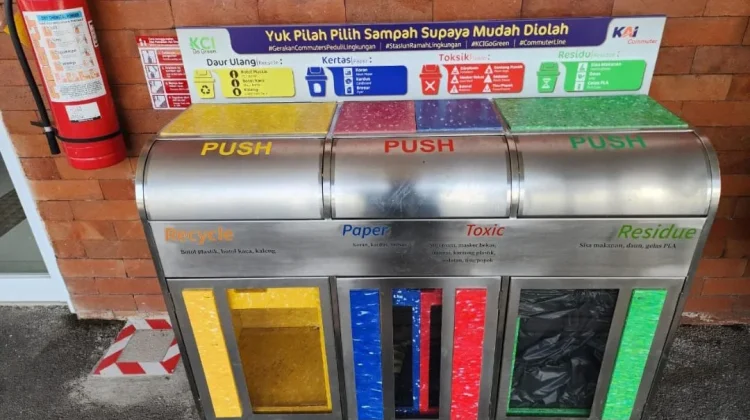 Tempat Sampah Empat Warna Mulai Populer di Masyarakat
