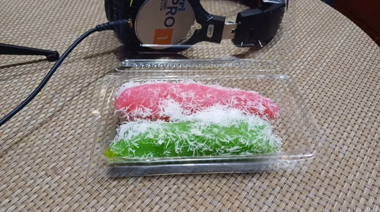 Kue Plenggong Hadirkan Nostalgia Jajanan Kediri Tempo Dulu