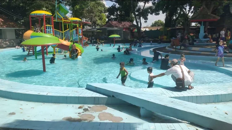 Masyarakat Antusias, Kunjungan Wisata Sumber Ubalan Kediri Meningkat
