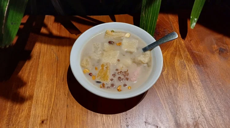 Wedang Angsle Khas Malang Banyak Digemari Warga Kediri