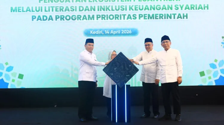 OJK Gandeng Pesantren Perkuat Literasi Keuangan Syariah dan Dukung Program MBG