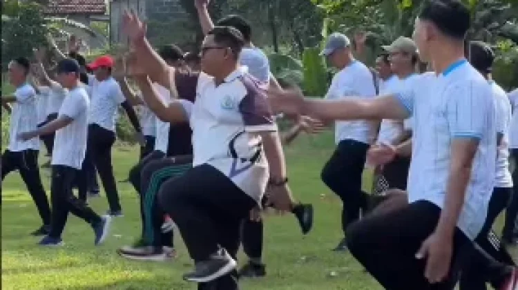 Kediri Latih Guru Olahraga Berbasis Sport Science