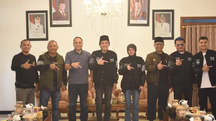 Vinanda Ziarah dan Riding Bareng Gus Iqdam serta Komunitas Motor