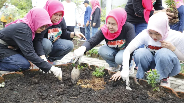 Hari Bumi 2026, Pemkab Jombang Gelar Aksi Lingkungan
