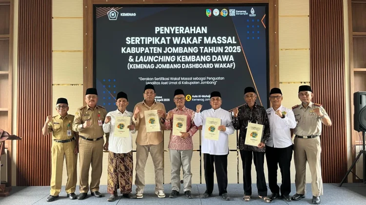 Percepatan Legalitas Aset, 403 Nazhir di Jombang Terima Sertifikat Tanah Wakaf