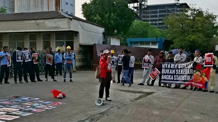 May Day Buruh Kediri Soroti Upah, Jaminan, dan Ancaman PHK