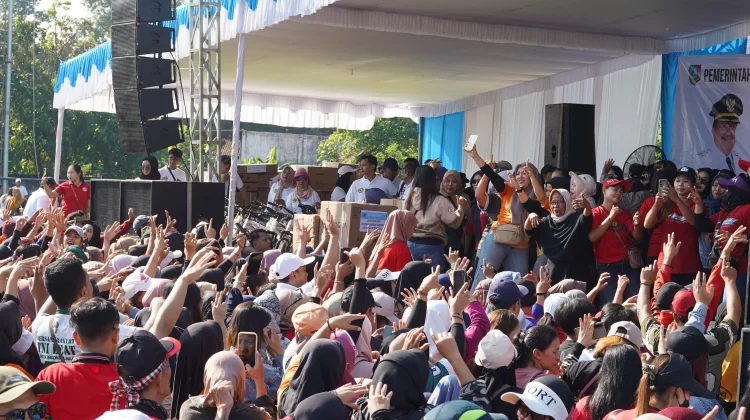 May Day 2026 Ribuan Buruh Jombang Senam Bersama