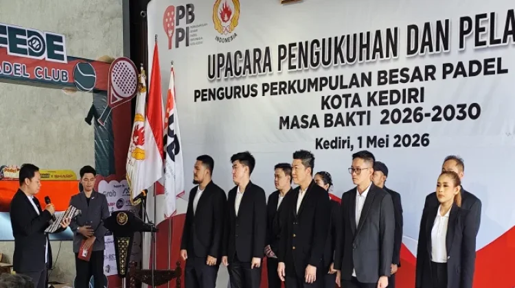 Tren Olahraga Padel Makin Berkembang di Kota Kediri