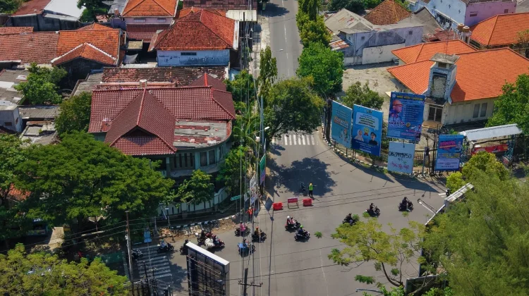 Terdampak Pembangunan Drainase Proyek Tol, Dishub Kota Kediri Tutup Jalan Kawi