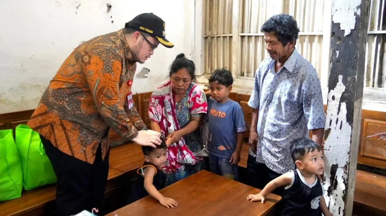 Perjuangan Nenek Sholihah Menarik Perhatian Mas Dhito