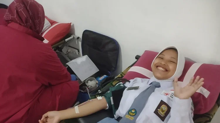 Persediaan Darah PMI Kabupaten Kediri 667 Kantong