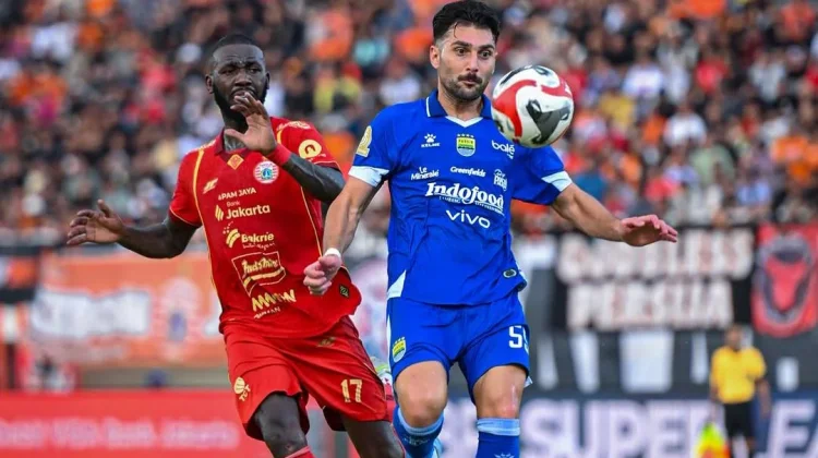 Persib Bandung Selangkah Lagi Ukir Sejarah