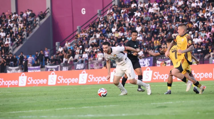 Bermain Kandang, Persik Kediri Kalah 1-3 Dari Persija Jakarta
