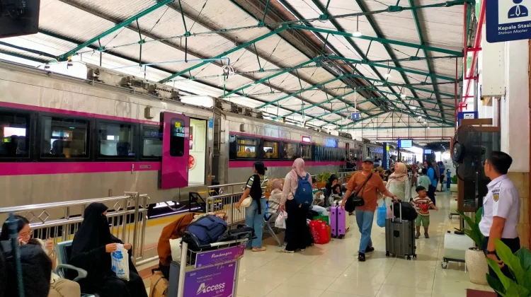 Perjalanan KA Daop 7 Madiun Terdampak Gangguan Operasional Stasiun Pasarsenen