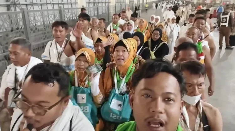 Jemaah Kloter 111 Kabupaten Kediri Jalani Haji Tamattu dan Haji Ifrad