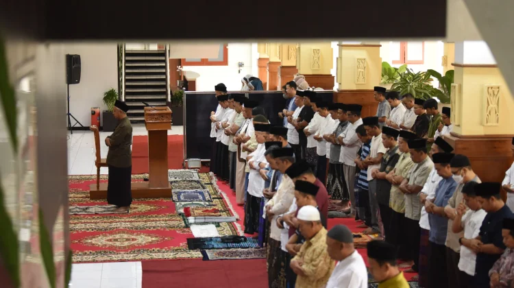 Pemkot Kediri Gelar Salat Iduladha di Balai Kota