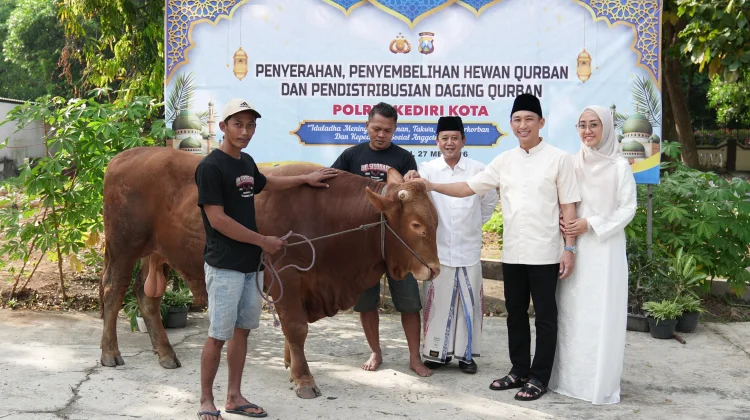 Momentum Iduladha, Polres Kediri Kota Bagikan 18 Hewan Kurban
