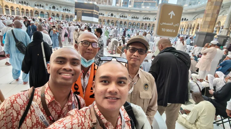 Beberapa Jemaah Kloter 110 Kabupaten Kediri Alami Batuk Pilek akibat Cuaca