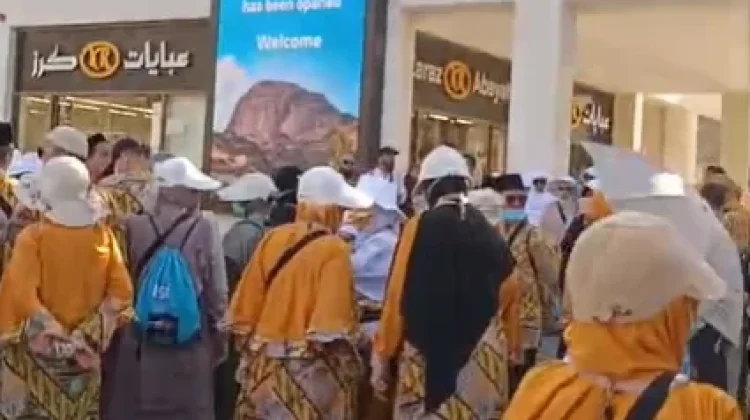 Kloter 111 Kabupaten Kediri Ibadah Sunah dan Ziarah di Makkah