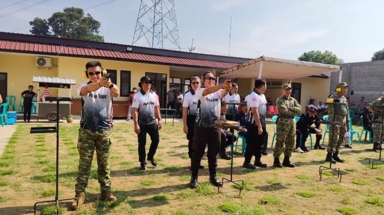 Forkopimcam se-Kediri Adu Jitu Menembak Sambut Hari Bhayangkara