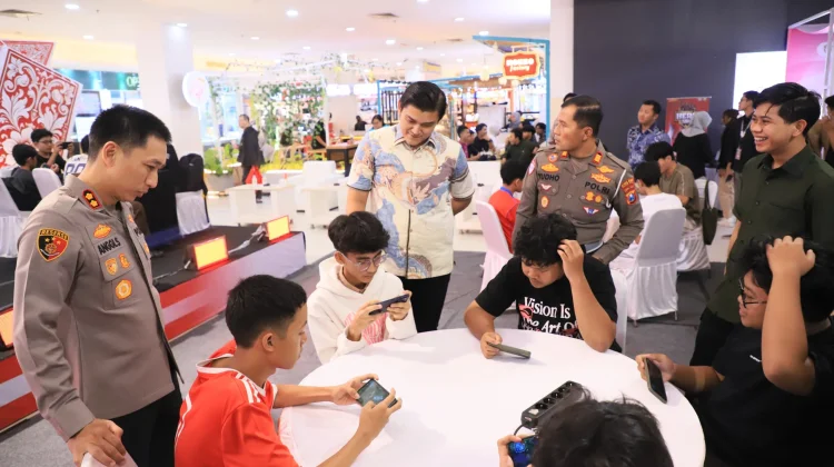 Ratusan Gamer Ramaikan Turnamen E-Sport Kapolres Kediri