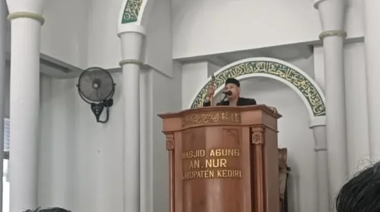Khatib Jumat Ajak Jamaah Mengingat Kematian.