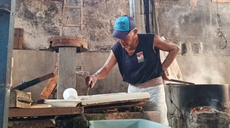 Dolar Menguat, Perajin Tahu di Kediri Kurangi Produksi