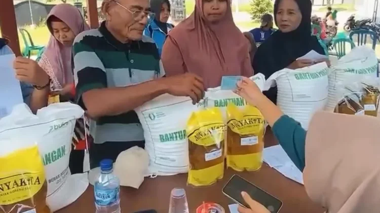 Bulog Percepat Distribusi Bantuan Pangan untuk Warga Jombang