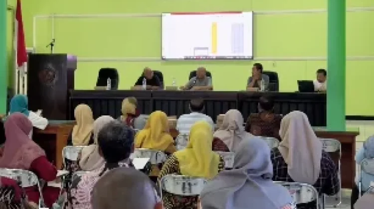 Matangkan Tahap Kedua, Disdik Kediri Evaluasi SPMB SMP Tahap Pertama