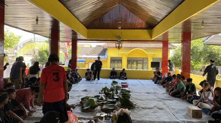 Guyub Rukun Warga Kediri Rawat Pamuksan Sri Aji