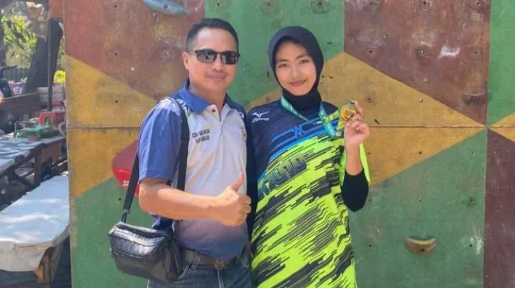 Siswi SMKN 1 Bagor Raih Juara Panjat Tebing Putri Kabupaten Nganjuk
