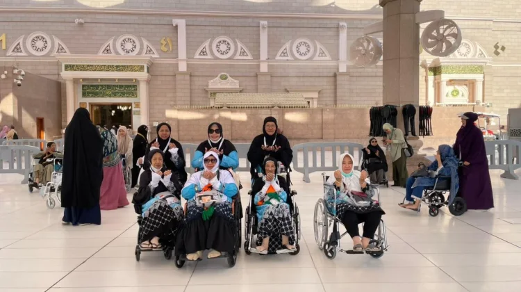 Suhu 46 Derajat, Jemaah Kediri Antusias Ziarah Raudhah