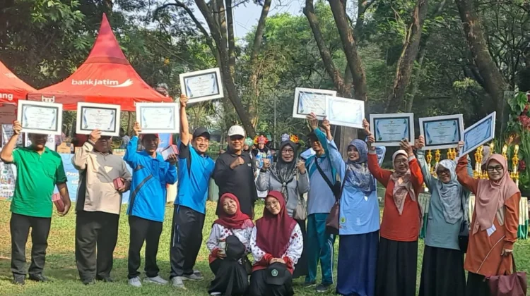 Sebelas Madrasah Jombang Raih Penghargaan Adiwiyata 2026