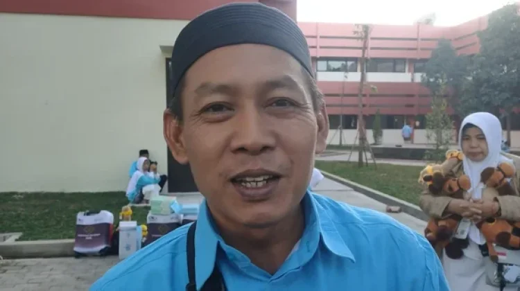 Suasana Haru Menyelimuti Kedatangan Jemaah Haji Kabupaten Kediri
