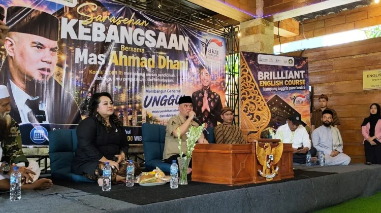 Kunjungi Kampung Inggris, Ahmad Dhani Singgung Evaluasi Kurikulum dan Sejarah