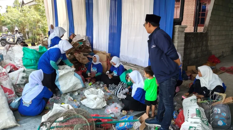 Gerakan Langit Biru, Warga Kediri Sulap Sampah Jadi Cuan