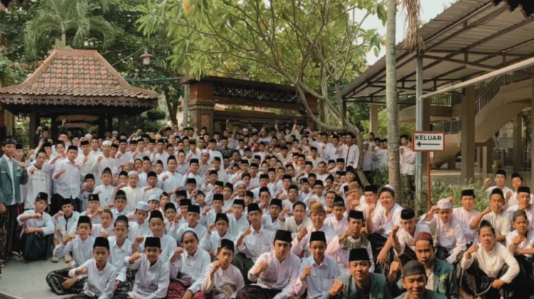 Tebuireng Lahirkan 500 Kader Baru lewat Makesta