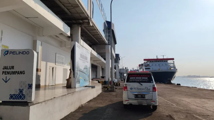 LMI Kerahkan Ambulans, Evakuasi Korban KM Mutiara Sentosa 2