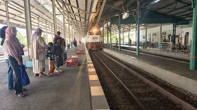 PT KAI Dukung Mobilitas Peserta Muktamar NU di Jombang