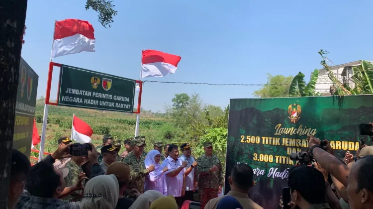 Jembatan Perintis Garuda Pangkas Jarak Warga Genjeng Jombang